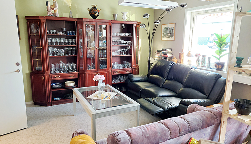 Soffor och andra möbler. 